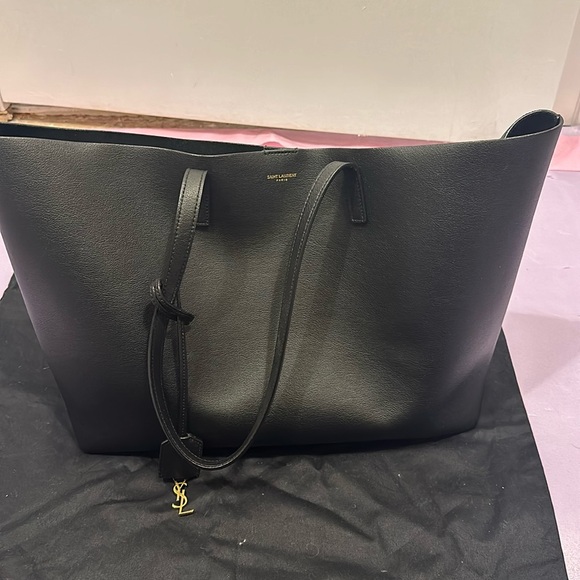 Saint Laurent black leather shopper tote authentic - Picture 2 of 11